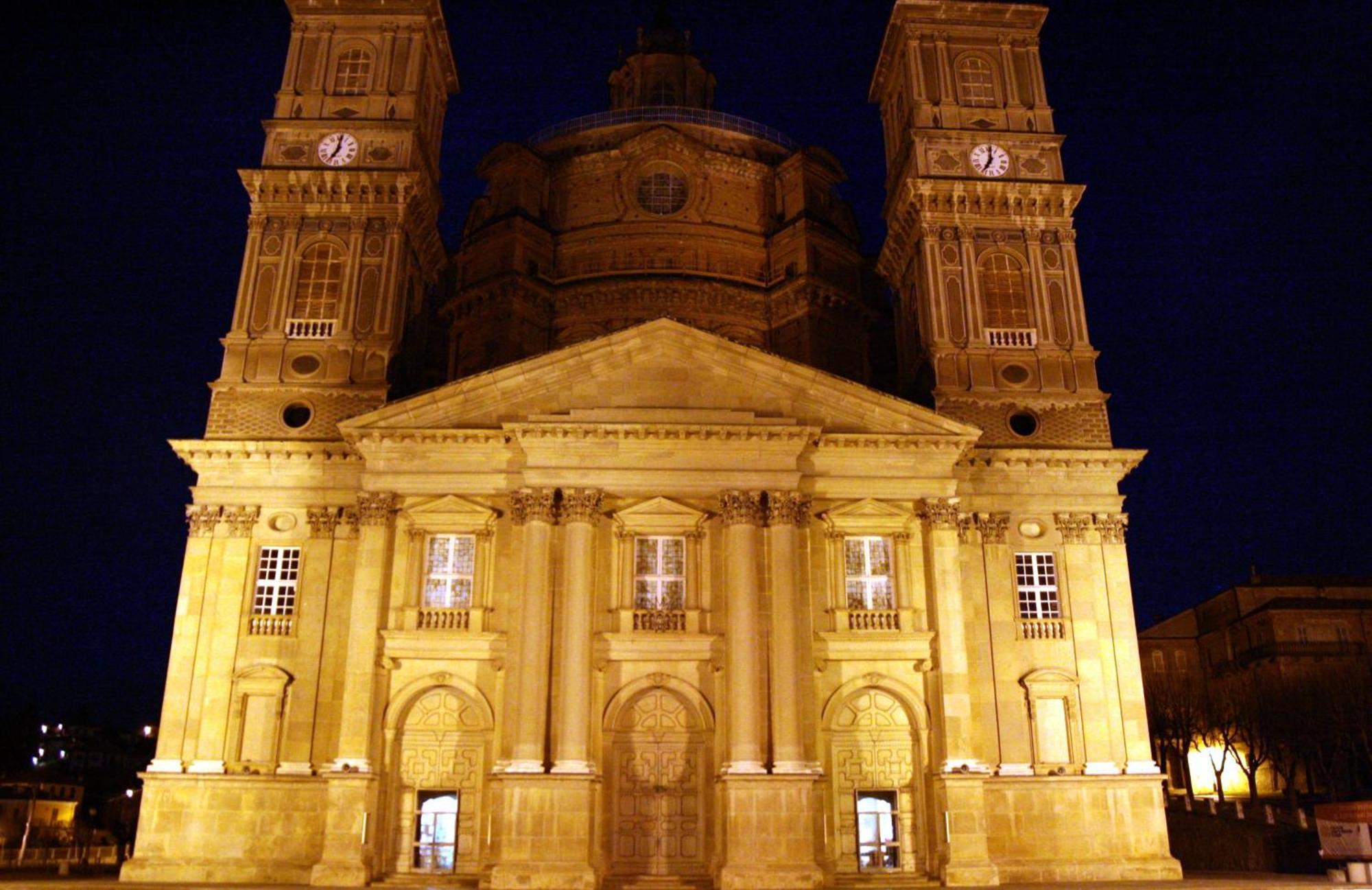 Hotel Portici Vicoforte Экстерьер фото
