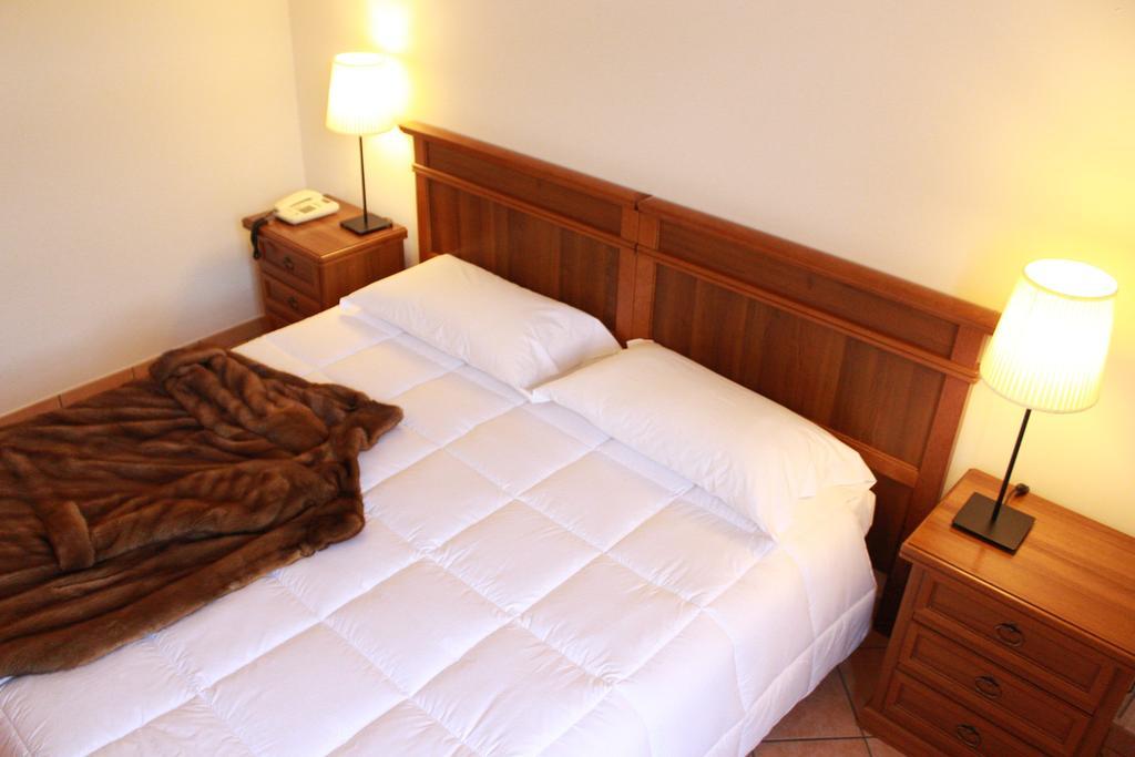 Hotel Portici Vicoforte Экстерьер фото