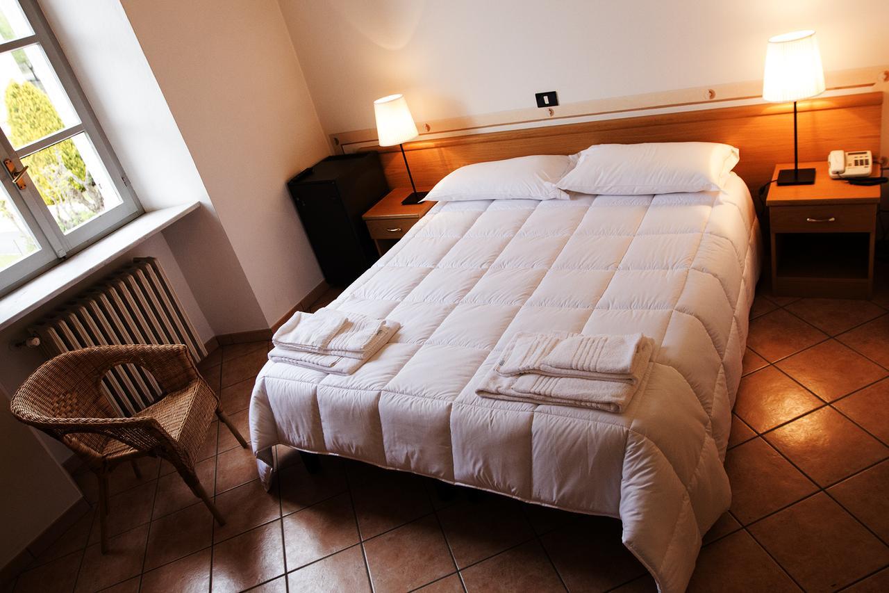 Hotel Portici Vicoforte Экстерьер фото