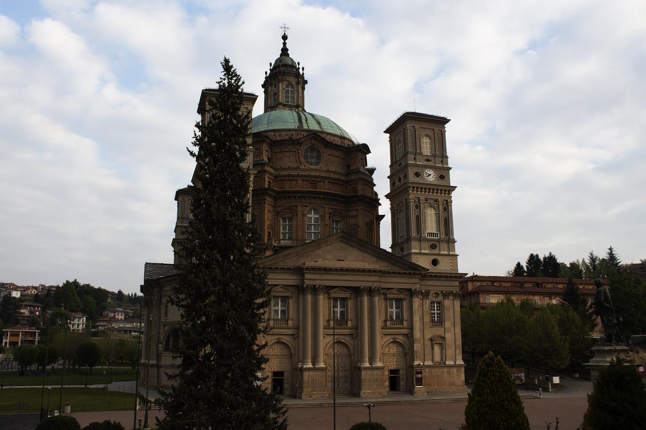 Hotel Portici Vicoforte Экстерьер фото