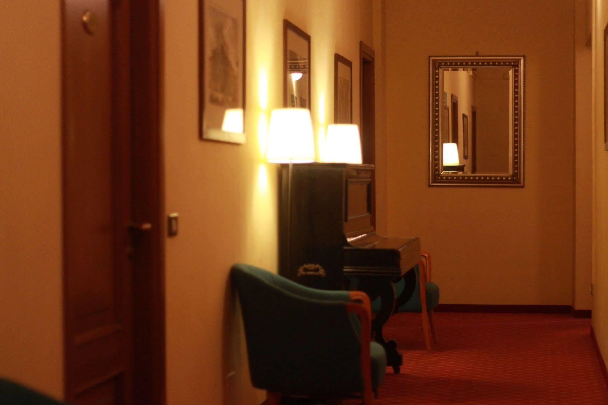Hotel Portici Vicoforte Экстерьер фото